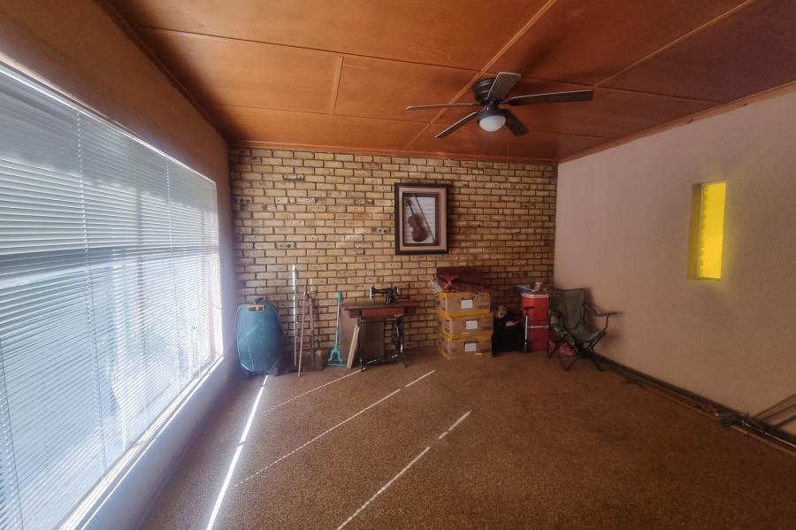 3 Bedroom Property for Sale in La Hoff North West